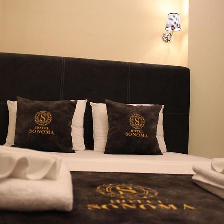 Hotel Sonoma Kosovo Polje Buitenkant foto