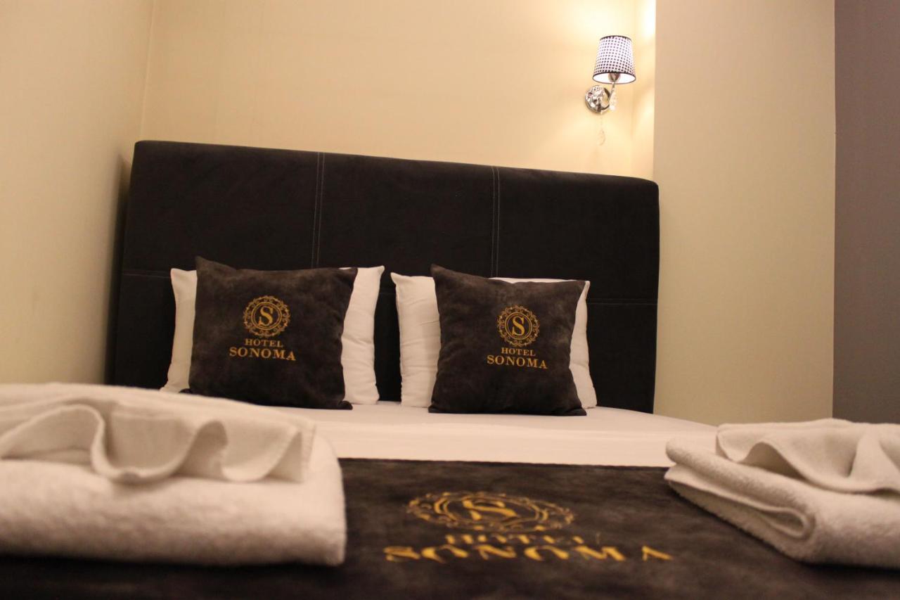Hotel Sonoma Kosovo Polje Buitenkant foto